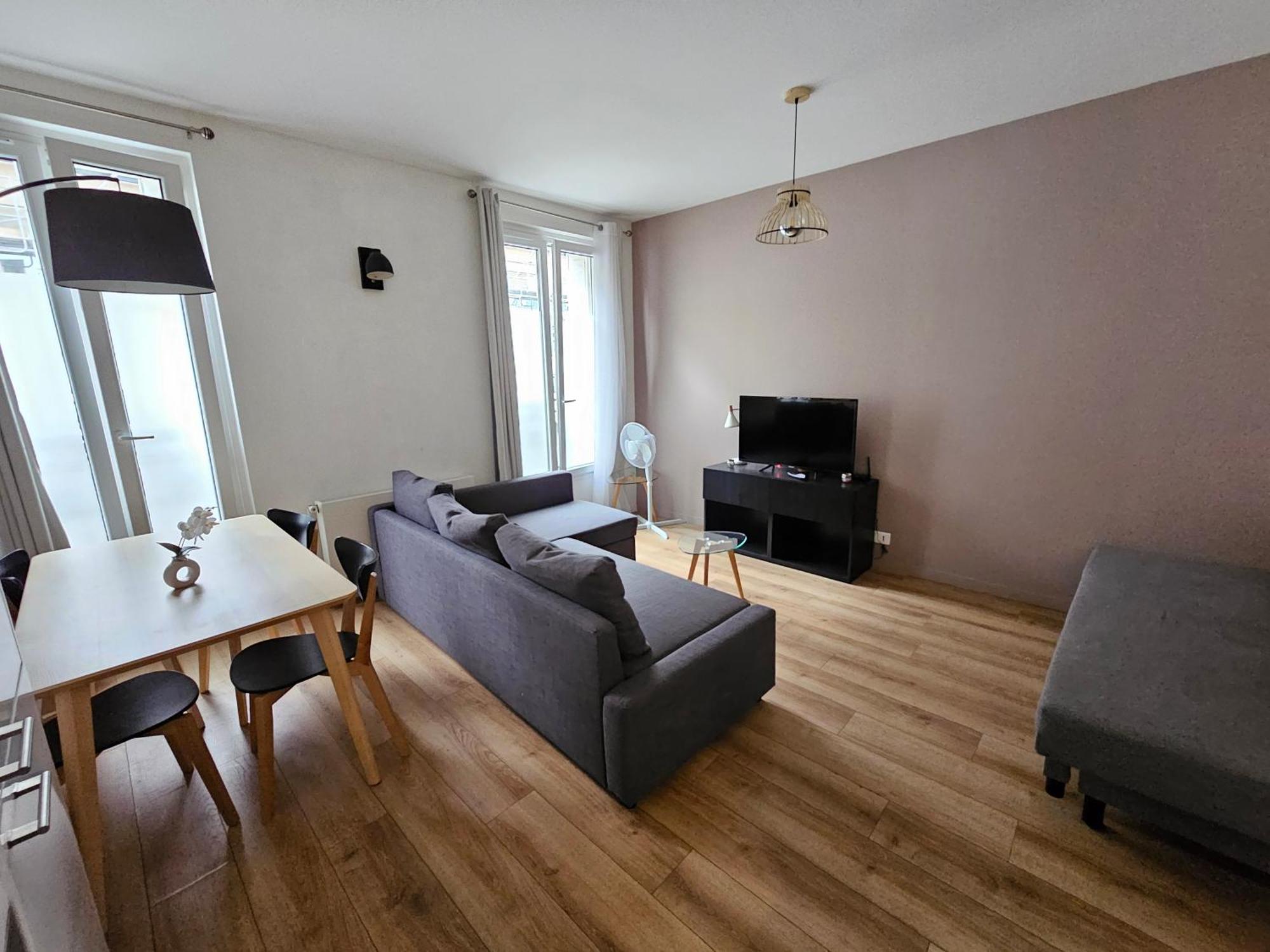 *Appartement Moderne/2 Minutes Du Metro* Сент-Уан Экстерьер фото